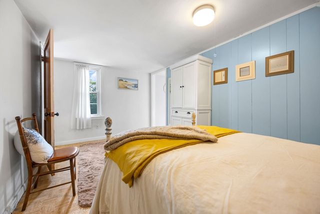 10 Cleveland Ave, Wareham, MA 02532
