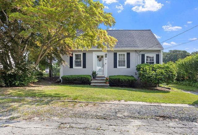 10 Cleveland Ave, Wareham, MA 02532