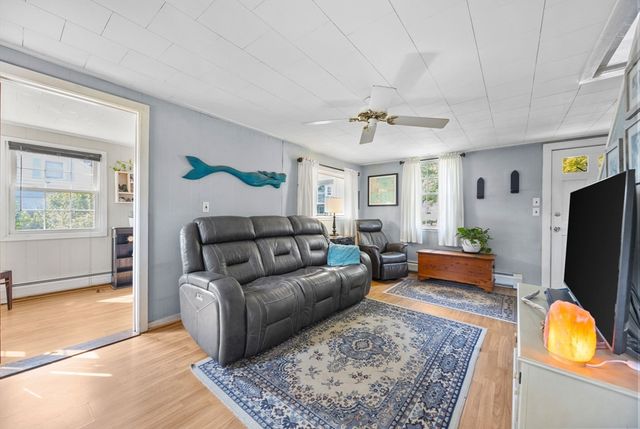 10 Cleveland Ave, Wareham, MA 02532