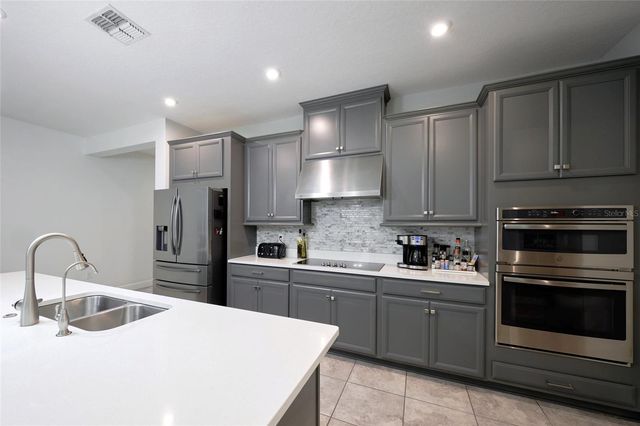 3081 AGOSTINO TERRACE, Kissimmee, FL 34746