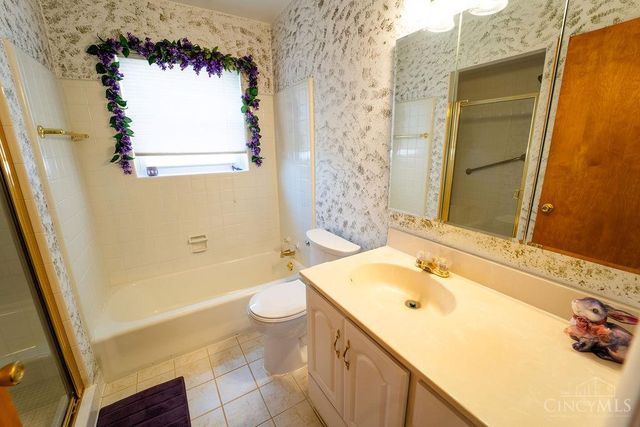 3323 Bellehaven Court, Green Twp, OH 45248