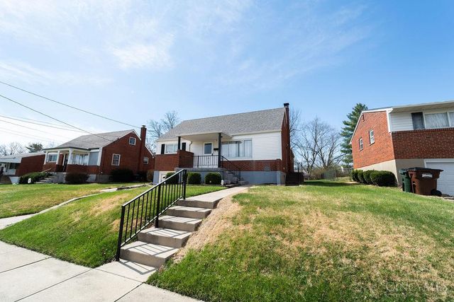 3323 Bellehaven Court, Green Twp, OH 45248