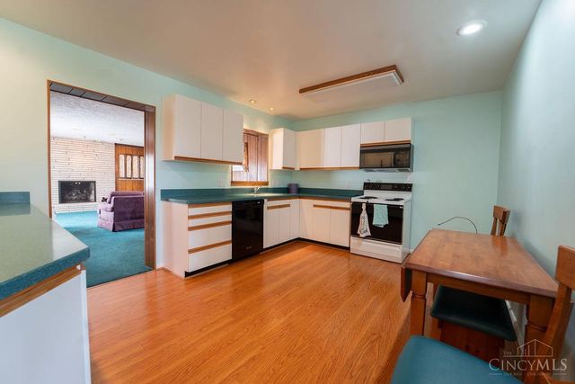 3323 Bellehaven Court, Green Twp, OH 45248