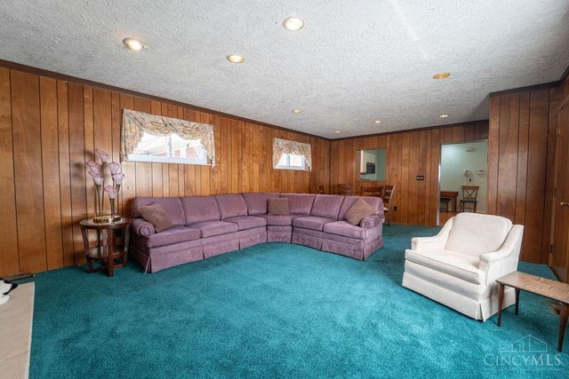 3323 Bellehaven Court, Green Twp, OH 45248