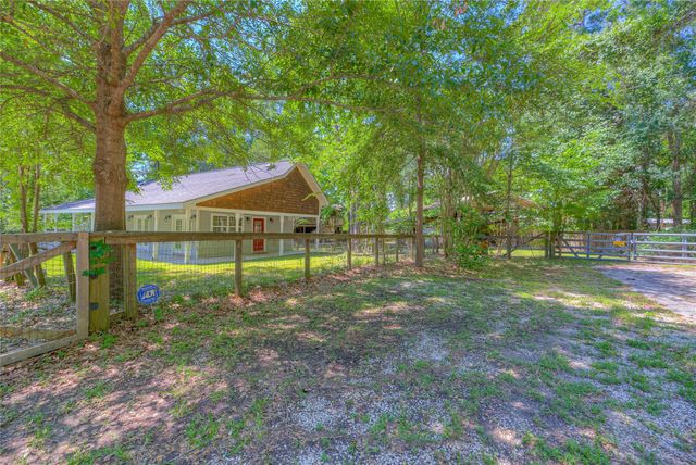 641 Red Clover, Livingston, TX 77351