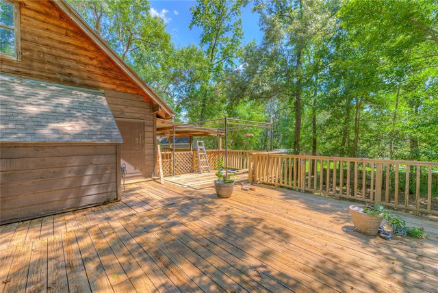 641 Red Clover, Livingston, TX 77351
