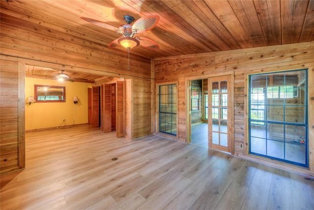 641 Red Clover, Livingston, TX 77351