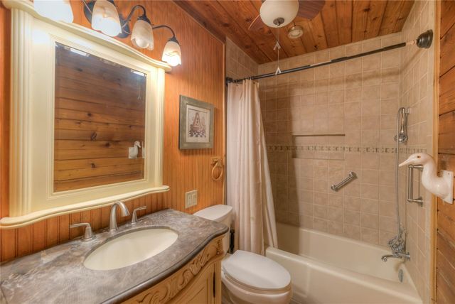 641 Red Clover, Livingston, TX 77351
