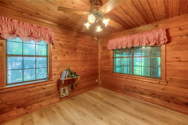 641 Red Clover, Livingston, TX 77351