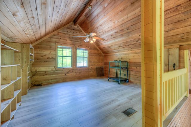 641 Red Clover, Livingston, TX 77351