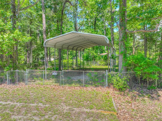 641 Red Clover, Livingston, TX 77351