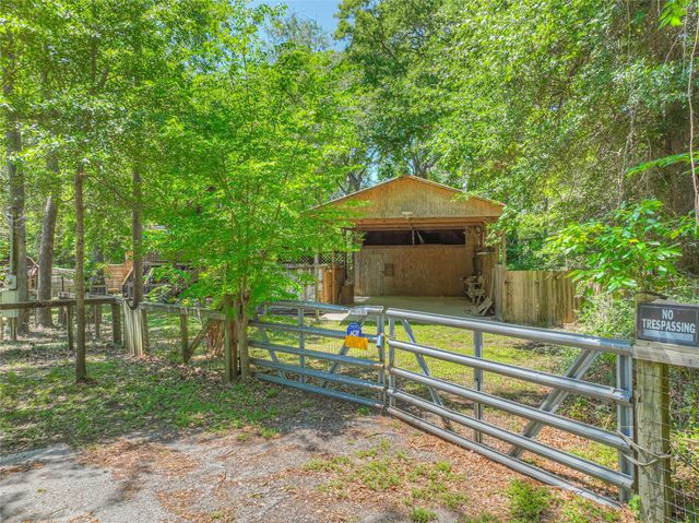 641 Red Clover, Livingston, TX 77351