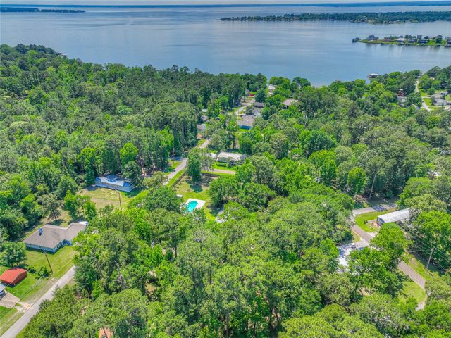 641 Red Clover, Livingston, TX 77351