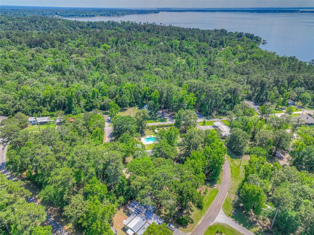 641 Red Clover, Livingston, TX 77351