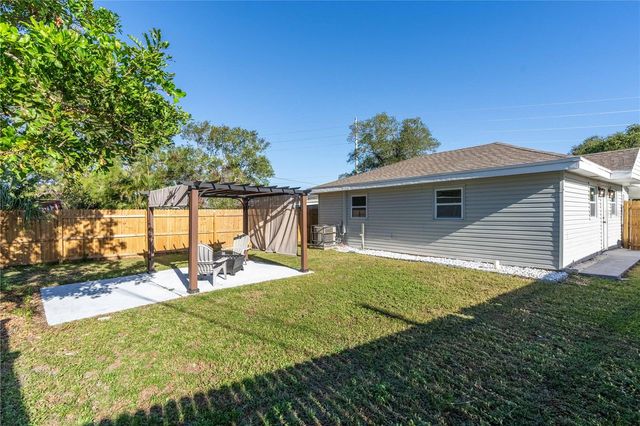 1234 29TH STREET N, St Petersburg, FL 33713