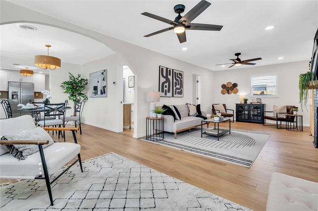 1234 29TH STREET N, St Petersburg, FL 33713