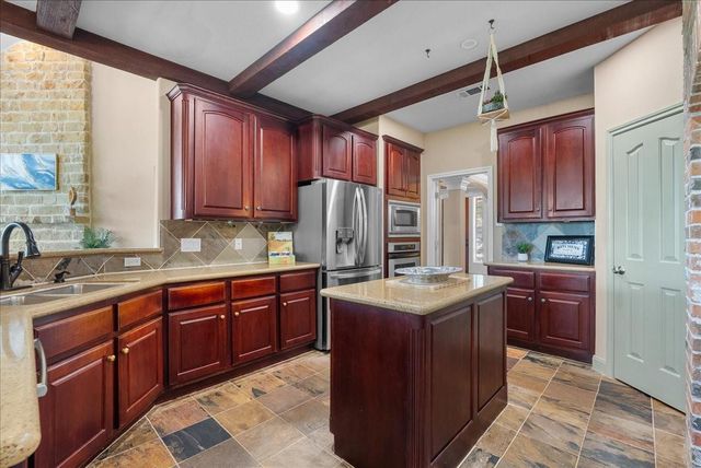 5214 Blue Cypress Lane, League City, TX 77573