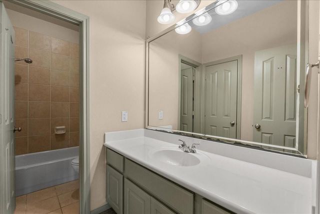 5214 Blue Cypress Lane, League City, TX 77573