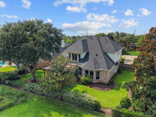 5214 Blue Cypress Lane, League City, TX 77573