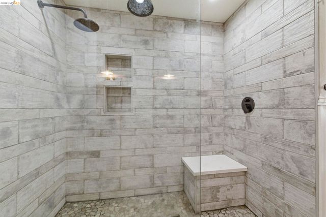 19650 Jubilee Ct, Soulsbyville, CA 95372