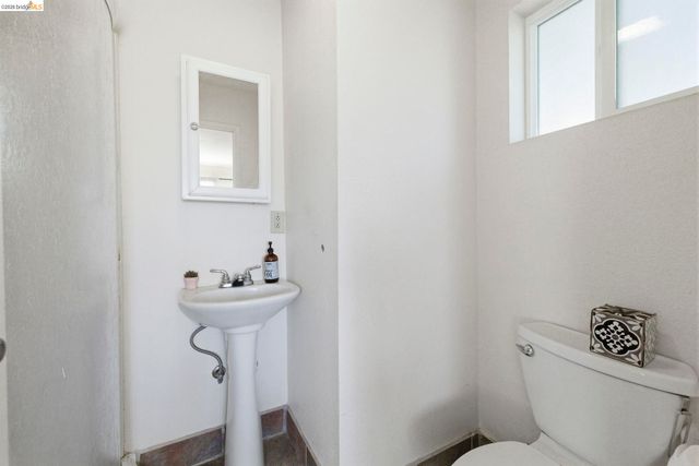 19650 Jubilee Ct, Soulsbyville, CA 95372