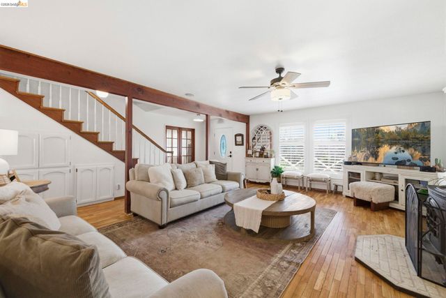 19650 Jubilee Ct, Soulsbyville, CA 95372