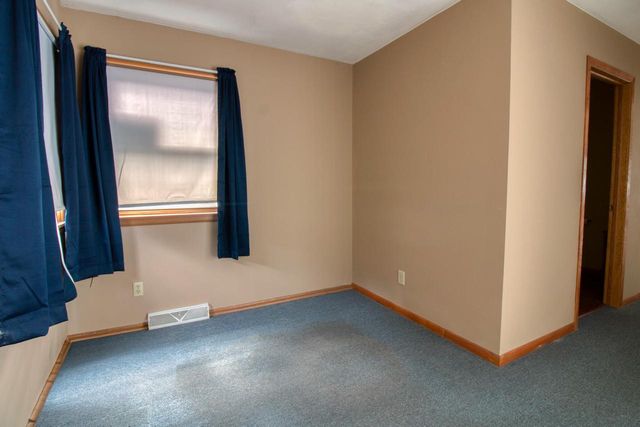 11634 W Dearbourn AVENUE, Wauwatosa, WI 53226