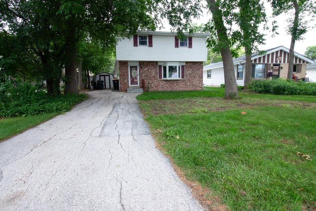 11634 W Dearbourn AVENUE, Wauwatosa, WI 53226