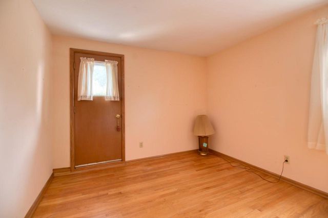 11634 W Dearbourn AVENUE, Wauwatosa, WI 53226