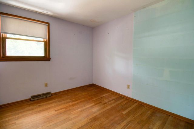 11634 W Dearbourn AVENUE, Wauwatosa, WI 53226