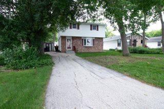 11634 W Dearbourn AVENUE, Wauwatosa, WI 53226