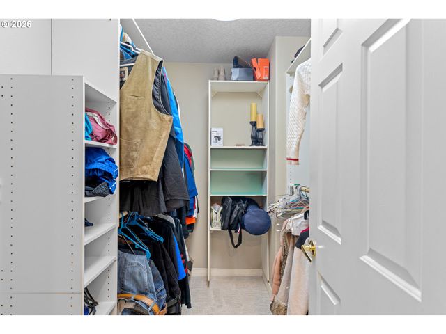 14731 Se LANDIS Ct, Clackamas, OR 97015