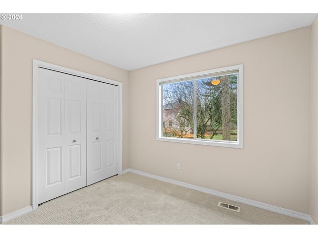 14731 Se LANDIS Ct, Clackamas, OR 97015