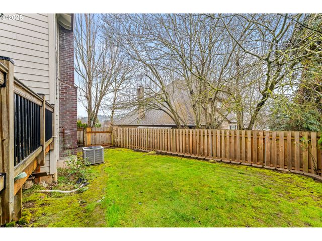 14731 Se LANDIS Ct, Clackamas, OR 97015