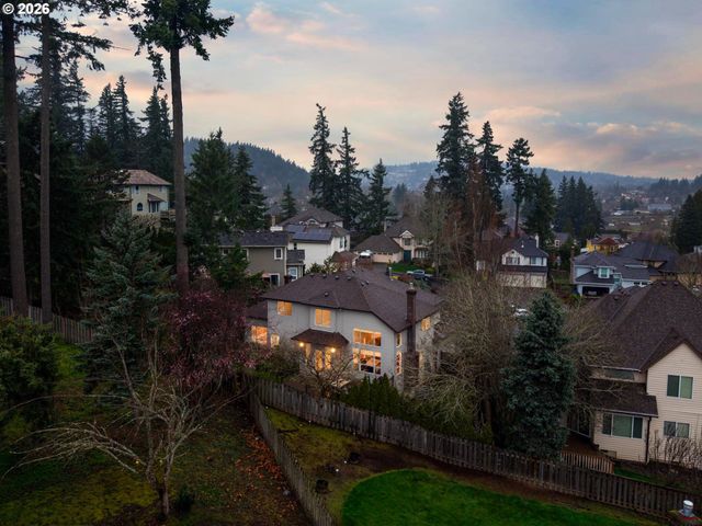 14731 Se LANDIS Ct, Clackamas, OR 97015