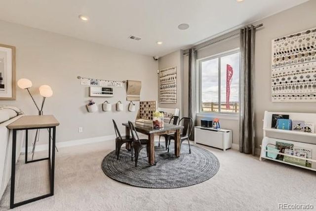 3322 N Buchanan Way, Aurora, CO 80019