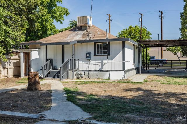 115 Ferguson Avenue, Bakersfield, CA 93308