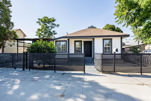 115 Ferguson Avenue, Bakersfield, CA 93308