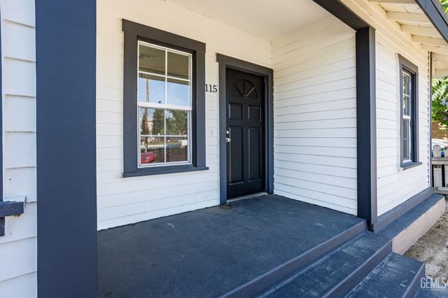 115 Ferguson Avenue, Bakersfield, CA 93308
