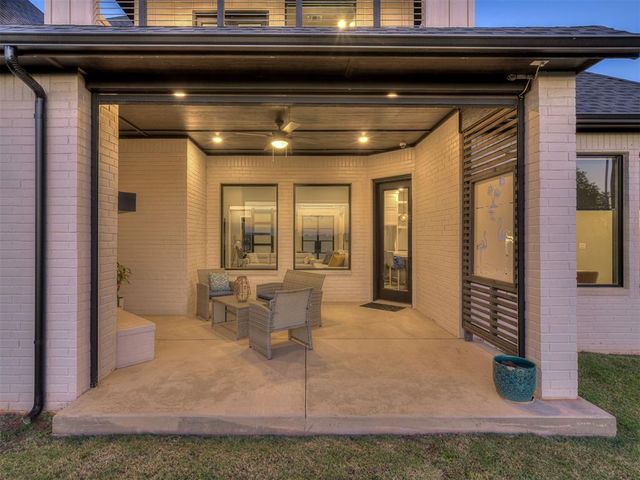 15713 James Thomas Court, Edmond, OK 73013