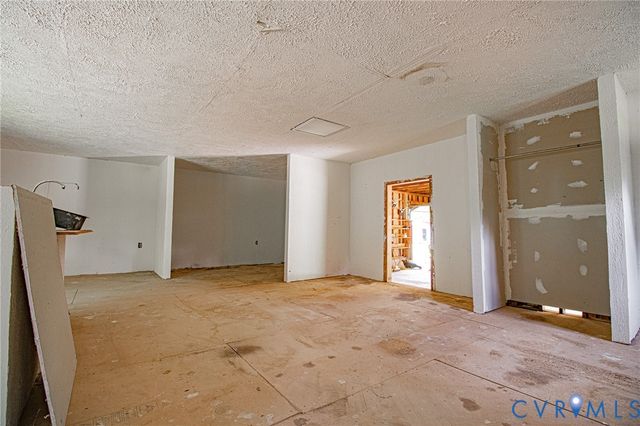 10720 Kimages Rd, Charles City, VA 23030