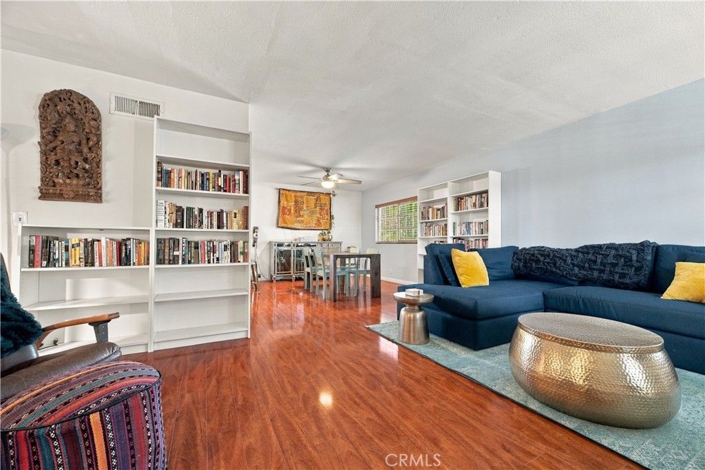 1545 W Jefferson Blvd, Los Angeles, CA 90018 — photo 2