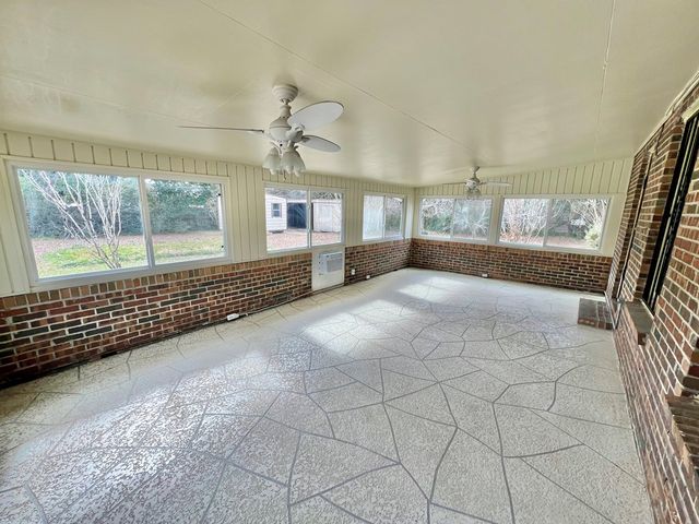 4011 Woodberry Drive, Dothan, AL 36301