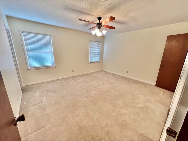 4011 Woodberry Drive, Dothan, AL 36301