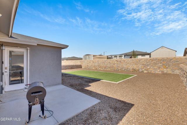 14557 Desert Poppy Court, Horizon City, TX 79928