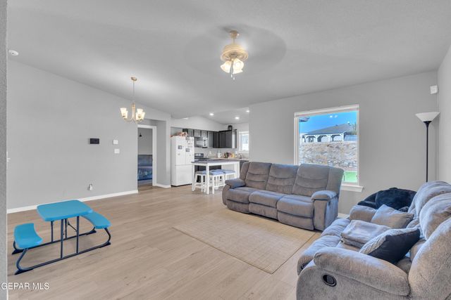 14557 Desert Poppy Court, Horizon City, TX 79928