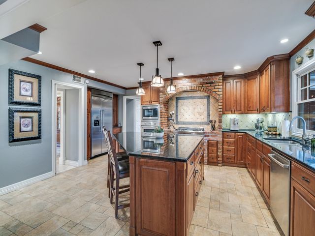 343 E Tripp Road, Sunnyvale, TX 75182