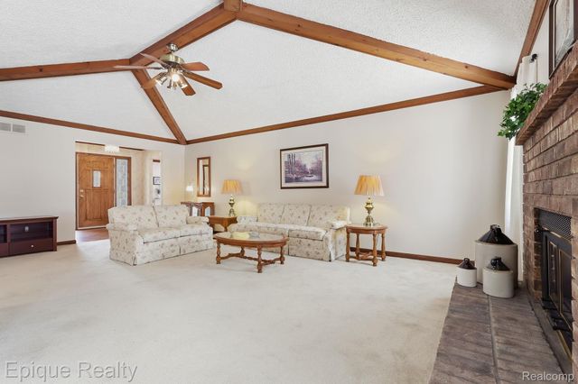 40931 Rehse Drive, Clinton Charter Township, MI 48038