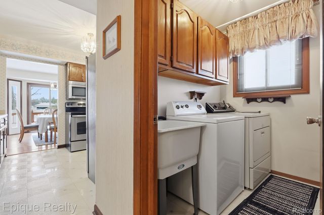 40931 Rehse Drive, Clinton Charter Township, MI 48038