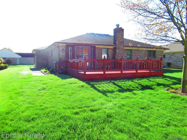 40931 Rehse Drive, Clinton Charter Township, MI 48038